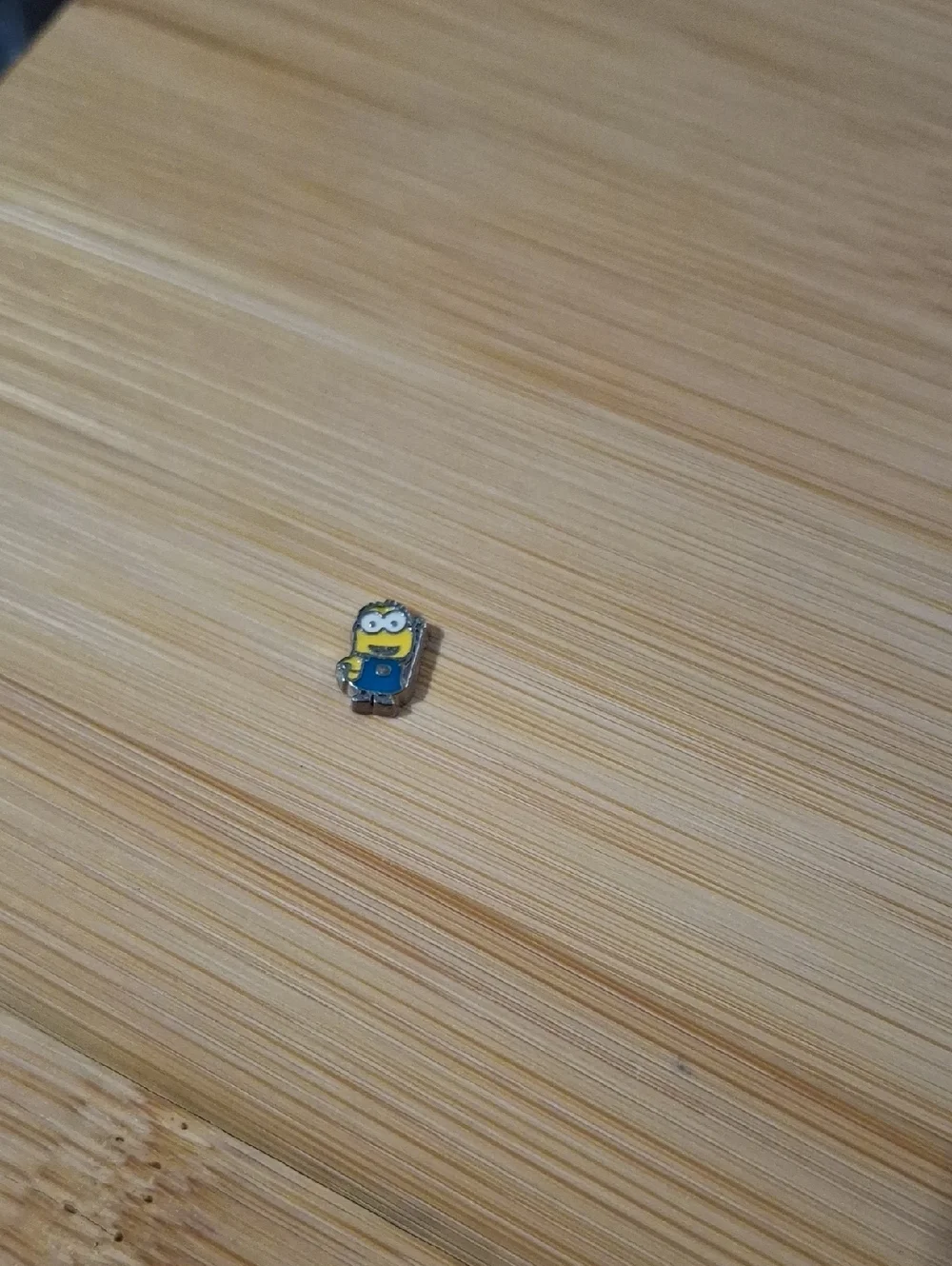 Floating locket charms- yellow minion with two eyes